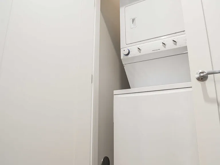 Indigo Apartments — Photo 13