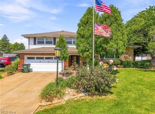 1409 Opal St, Louisville, OH 44641