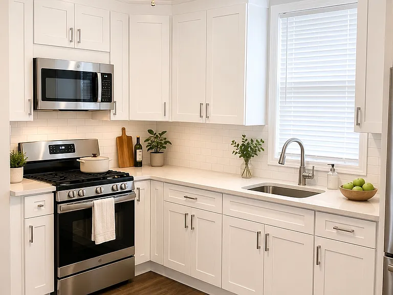 332 Bloomfield Ave #2 — Photo 1