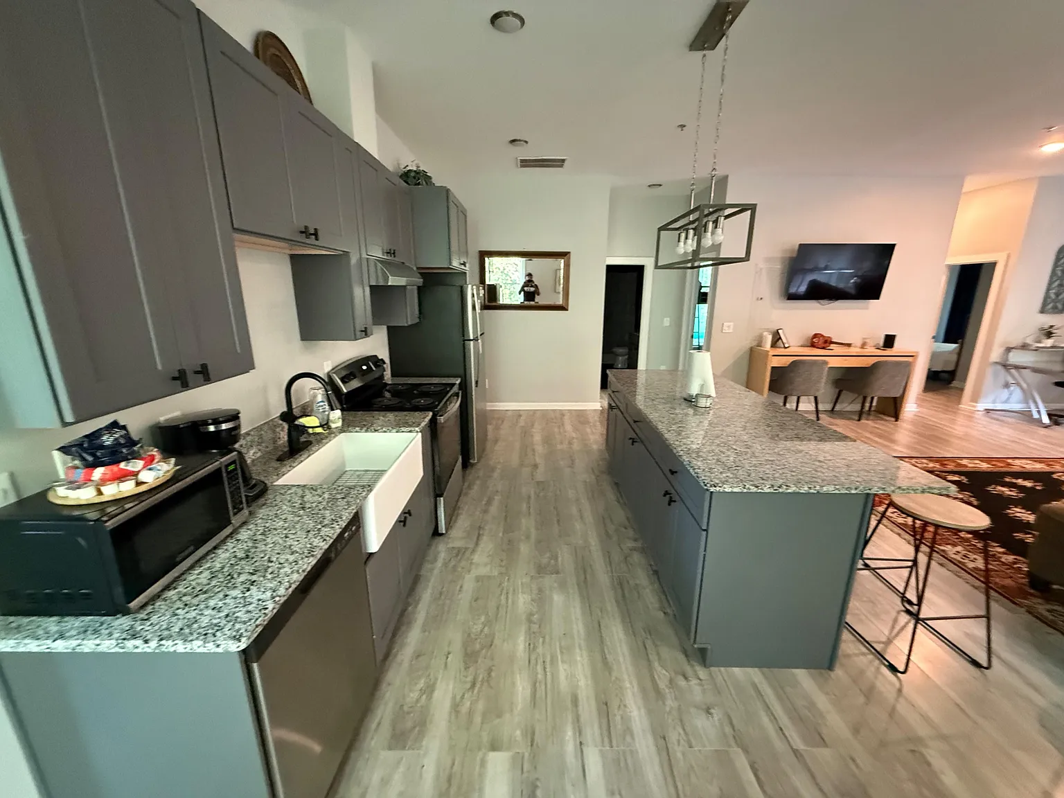 4 bed, 2.5 bath, 2200 sqft, $1,364 — Photo 4