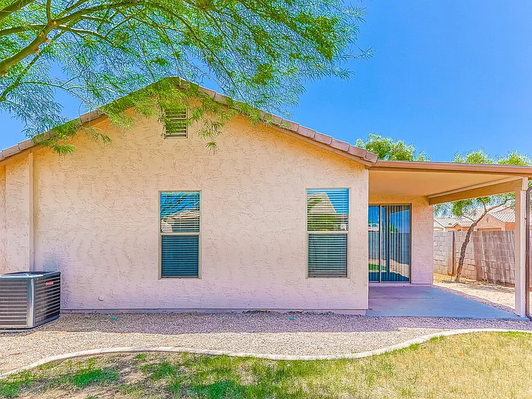 46186 W Holly Dr — Photo 16