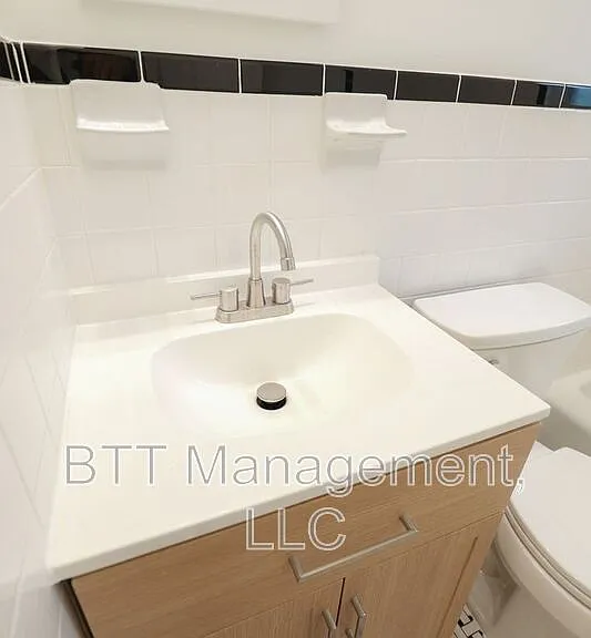 8712 Plymouth St #3 — Photo 11