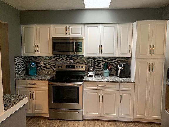 4th image of 1171 Dominion Ct