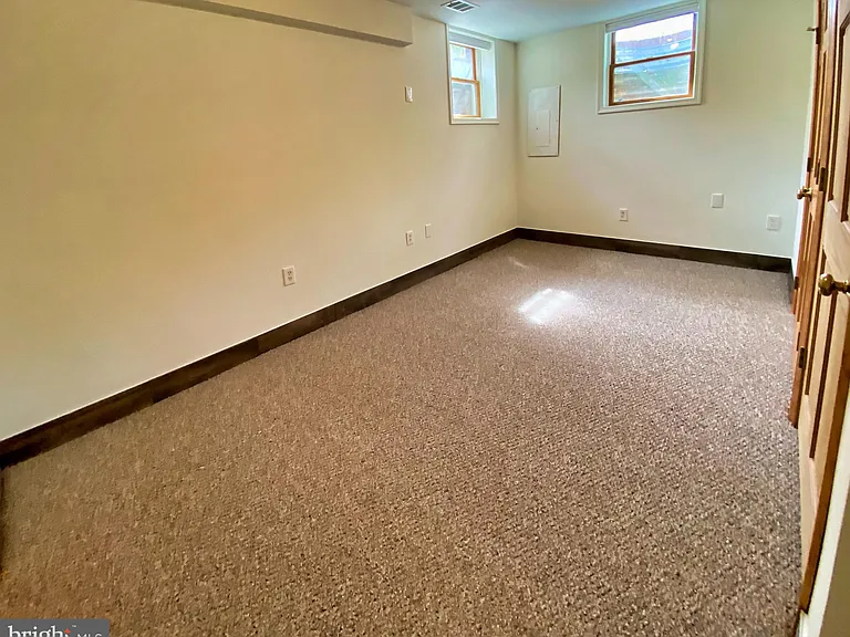 6312 Old Dominion Dr — Photo 15