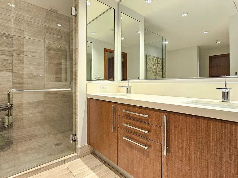 1555 Kapiolani Blvd #802 — Photo 14