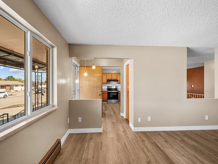 24 Radcliff Ln — Photo 7