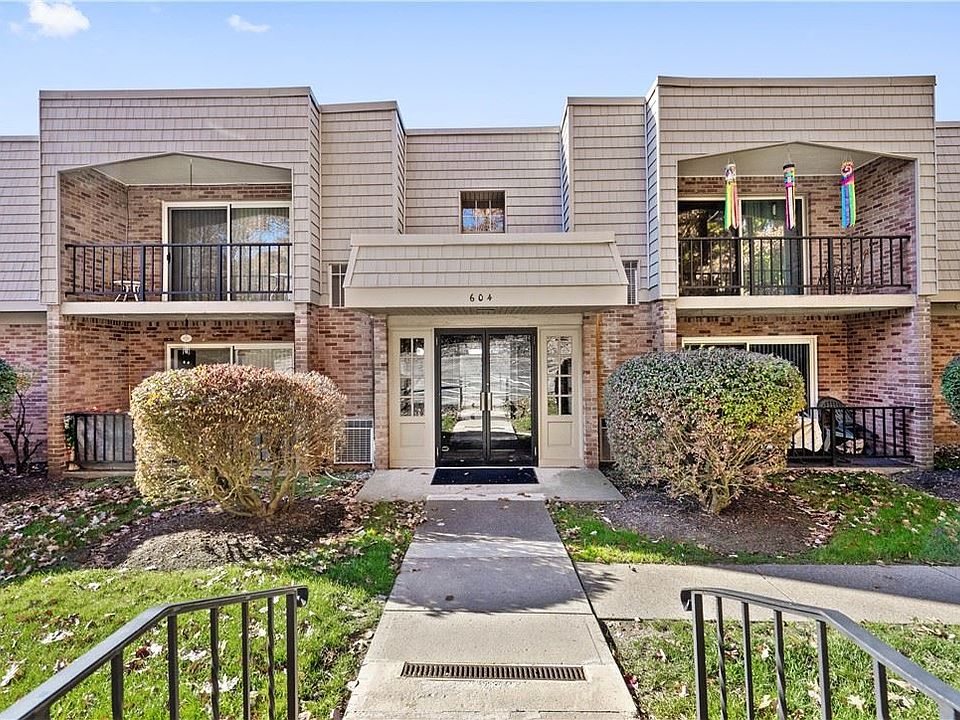 1st image of 604 Calais Dr APT 1204