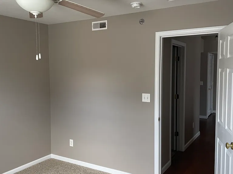 6303 Spring Creek Ln — Photo 12