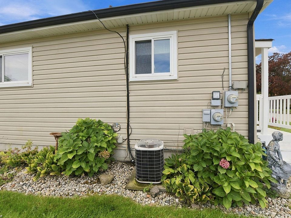 16711 College Blvd, photo 28