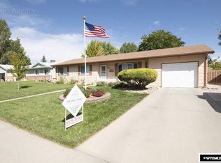 731 Van Buren St, Douglas, WY 82633