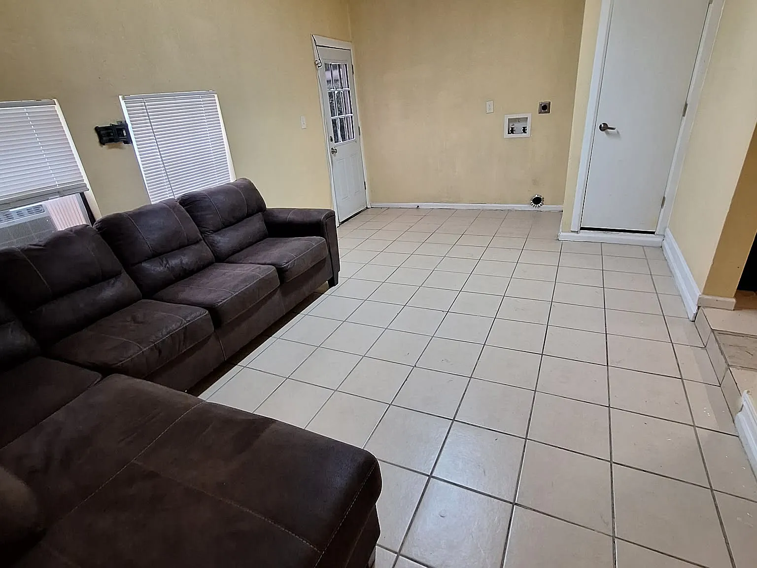 2 bed, 964 sqft, $1,150 — Photo 4
