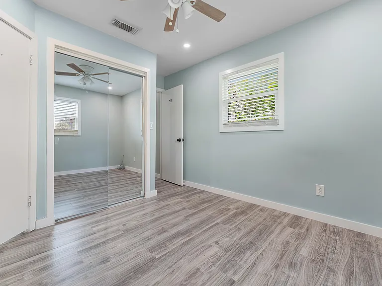 856 SW Rustic Cir — Photo 25