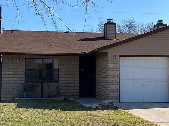 2nd image of 204 Jason Dr #B