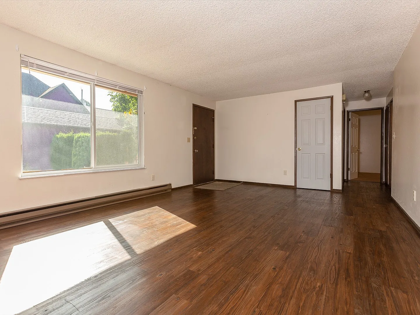 6036 NE Glisan St — Photo 3