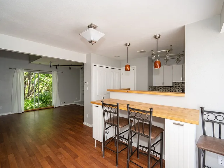 5407 S Willow Ln — Photo 10