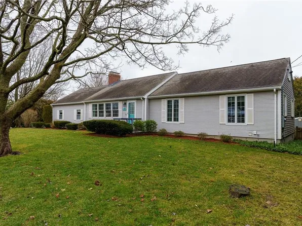 140 Dexter St, Portsmouth, RI 02871