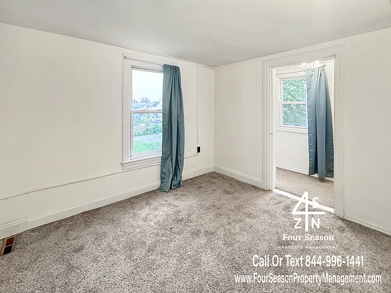 338 S Locust St — Photo 19