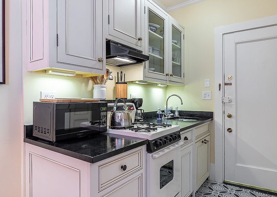 2nd image of 51 Hancock St APT 12