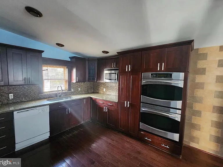42 Tilbury Rd — Photo 7