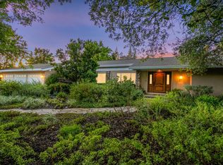 8851 Curragh Downs Dr, Fair Oaks, CA 95628