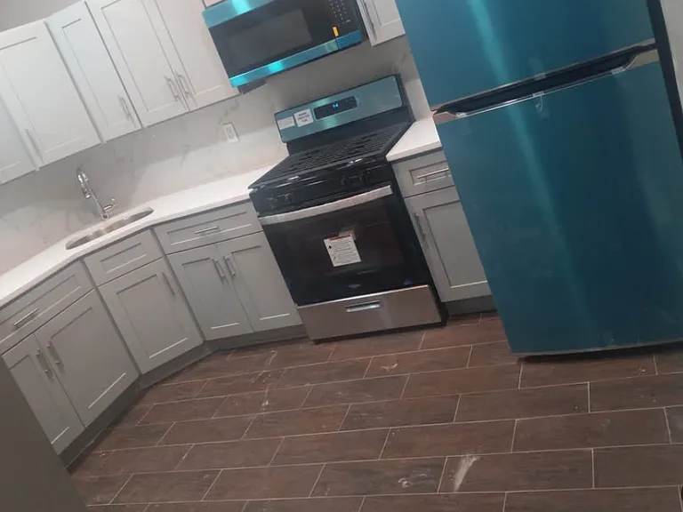 188 Bergen Ave — Photo 5