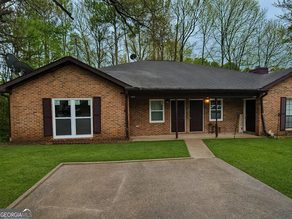 1086 Summer Brook Rd, Atlanta, GA 30349