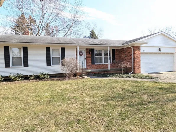 220 Oakwood Dr, Flushing, MI 48433