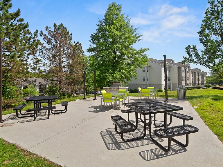 Vida Apartments — Photo 27