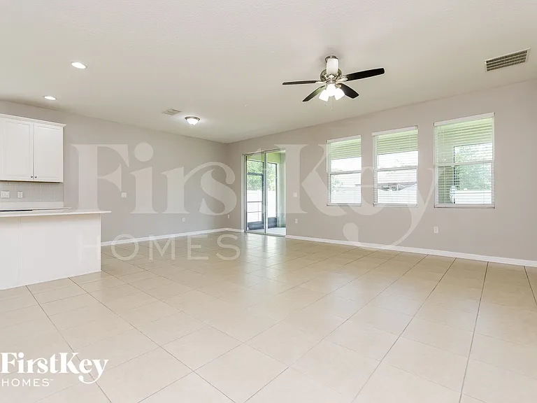 12187 Prairie Plantation Way — Photo 3