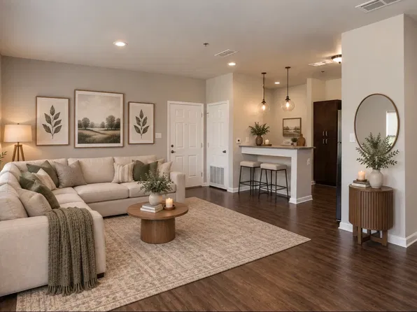 City Center Apartment Homes