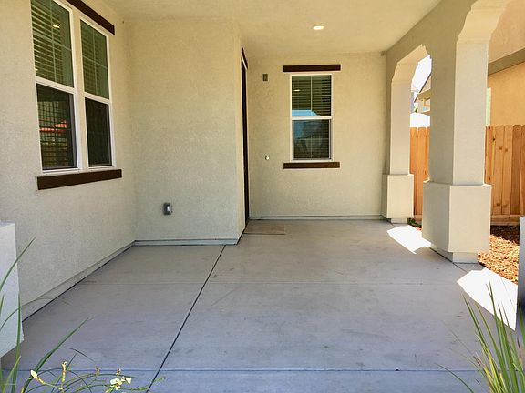 2nd image of 1826 Golden Willow Ave