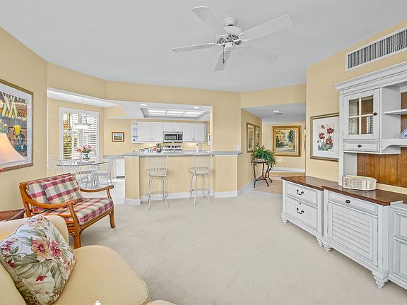 3rd image of 2619 Wulfert Rd Unit 3