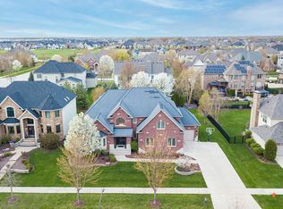 4708 Sassafras Ln, Naperville, IL 60564