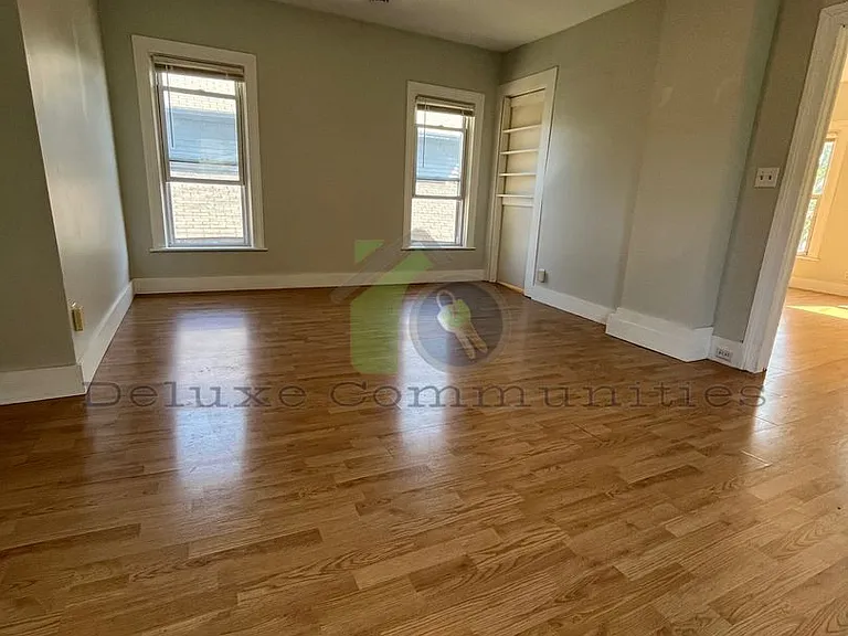 1021 Broadway Ave NW — Photo 13