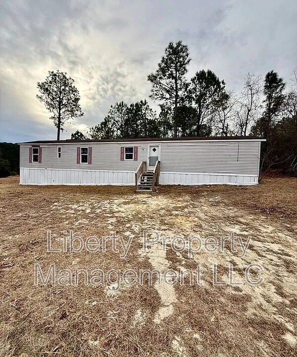 48 Hill Side Ln