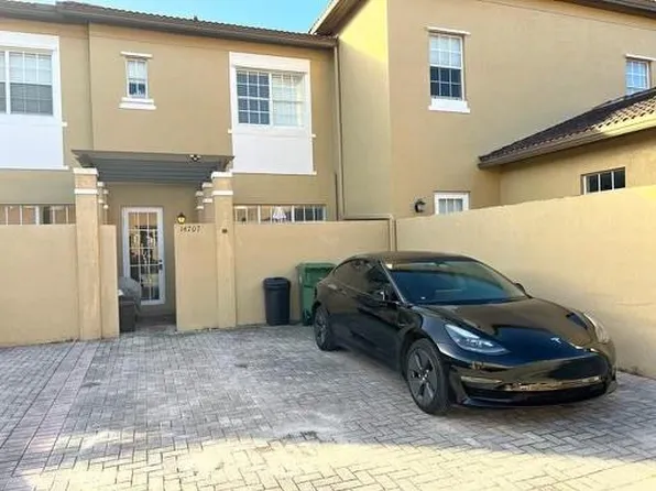 14707 SW 7th Street #14707, Pembroke Pines, FL 33028