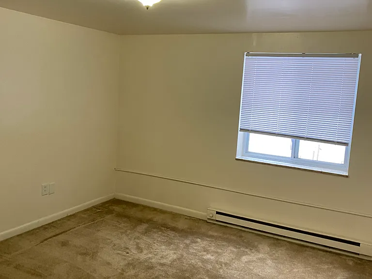The North Main Apartments — Photo 15