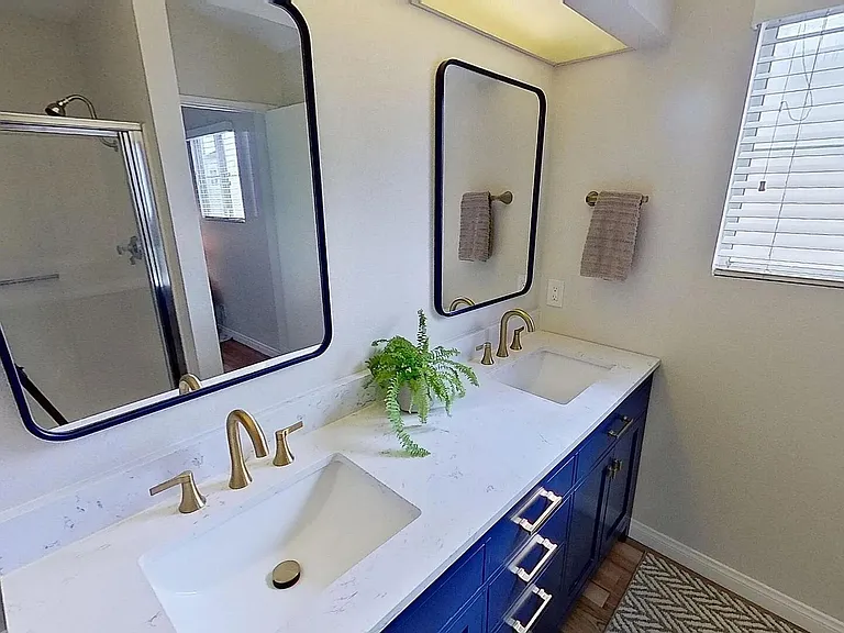 3761 Greggory Way #3 — Photo 5