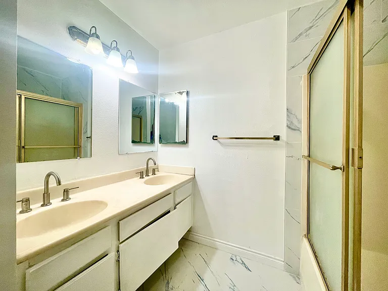 309 N Lincoln Ave #D — Photo 3