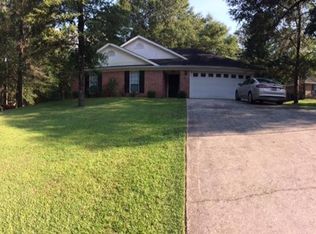 104 Braga Dr, Daphne, AL 36526