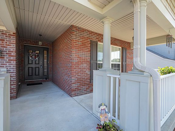 2nd image of 8487 Tulipwood Ct
