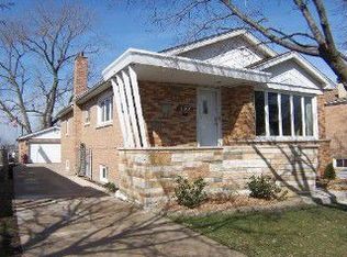 11366 S Hamlin Ave, Chicago, IL