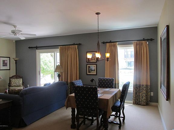 DINNING ROOM 2