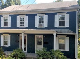 11 Hart Ave, Hopewell, NJ 08525