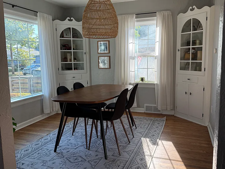 920 Jefferson St NE — Photo 5