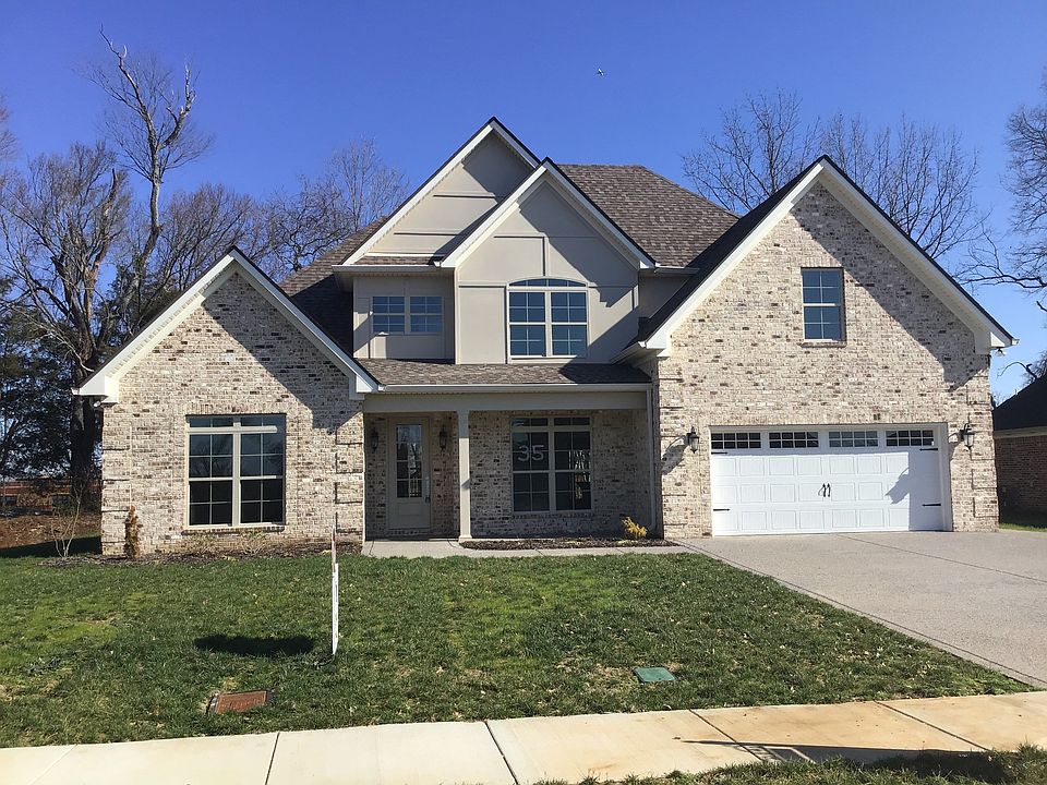 1st image of 818 Licinius Ln