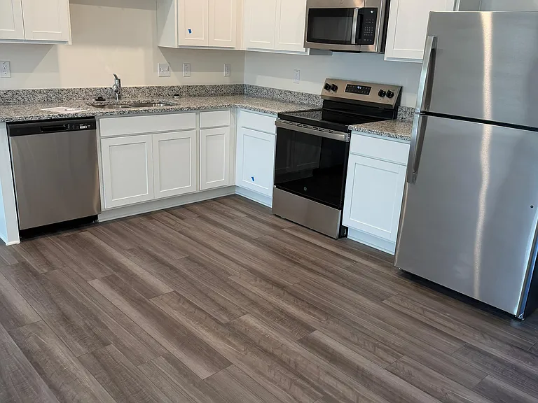 3030 Fulong Dr — Photo 3