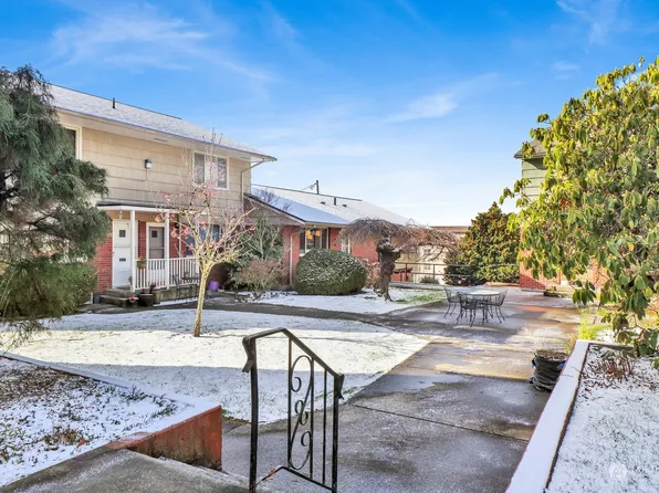 901 N Forest Street #141, Bellingham, WA 98225