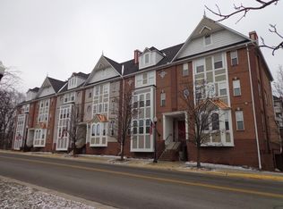 211 N Michigan Ave, Howell, MI