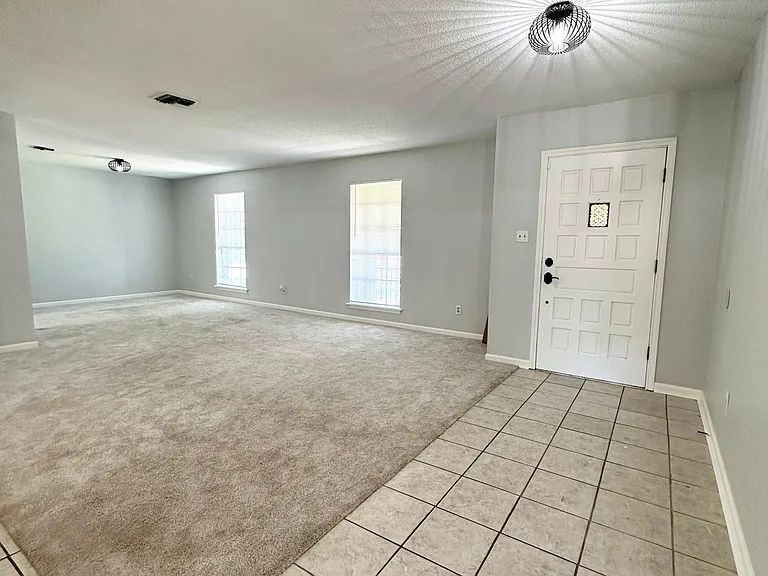 402 Quail Dr — Photo 16